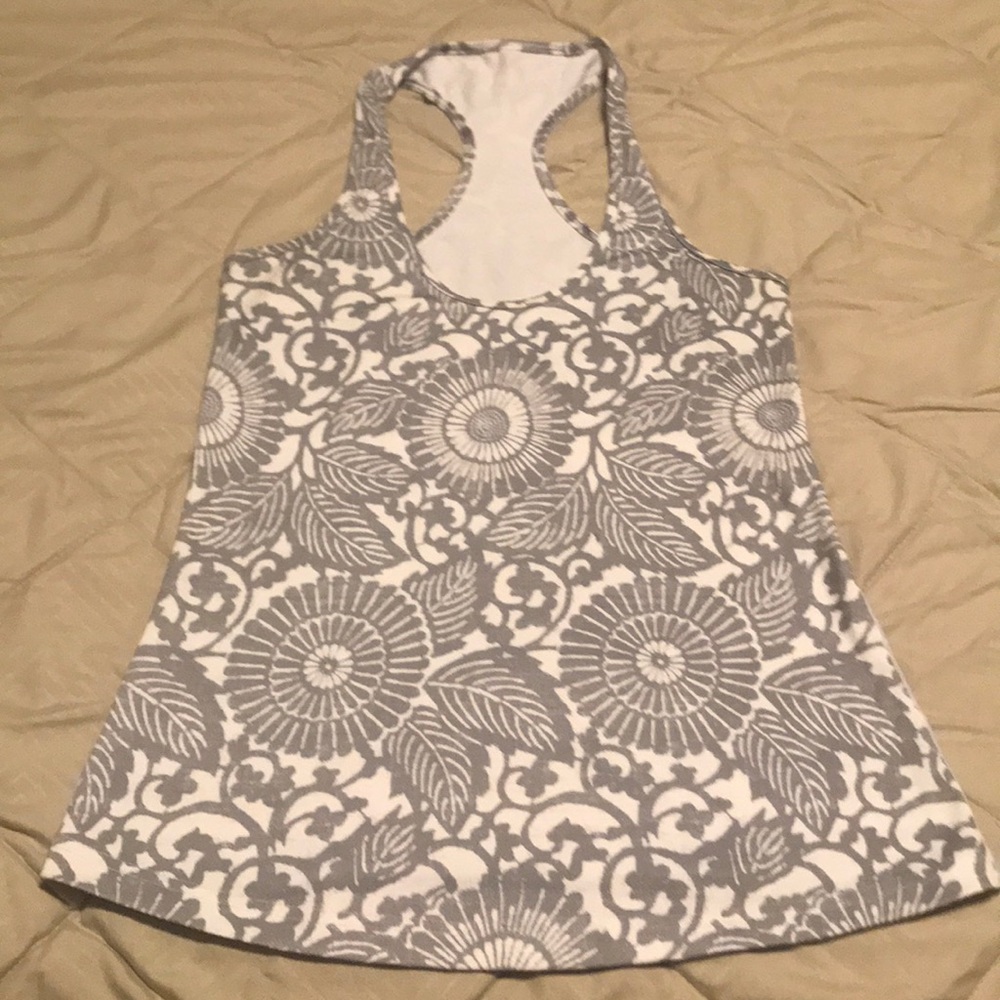 Lululemon white and gray fitted tank